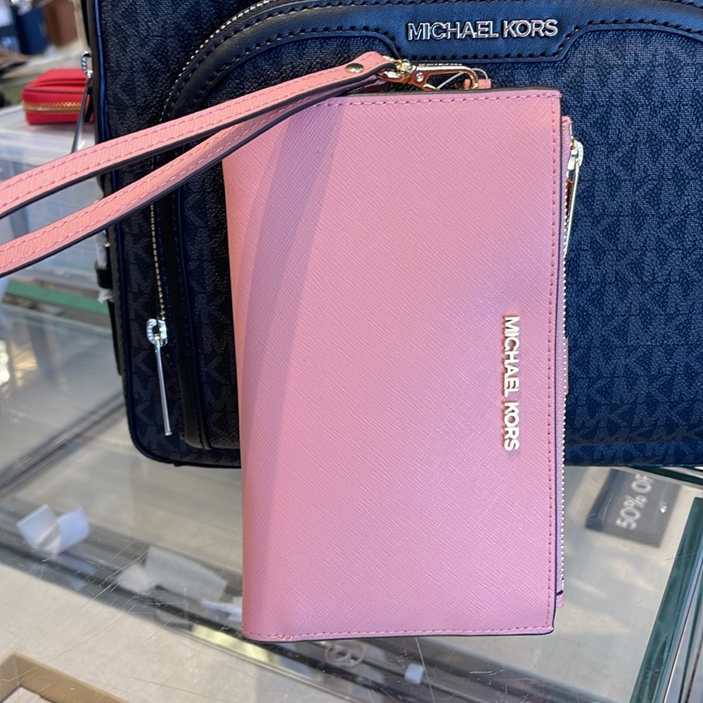 MICHAEL KORS
Jet Set Large Leather Smartphone Wristlet Wallet
Primrose 
NWT - Picture 9 of 16
